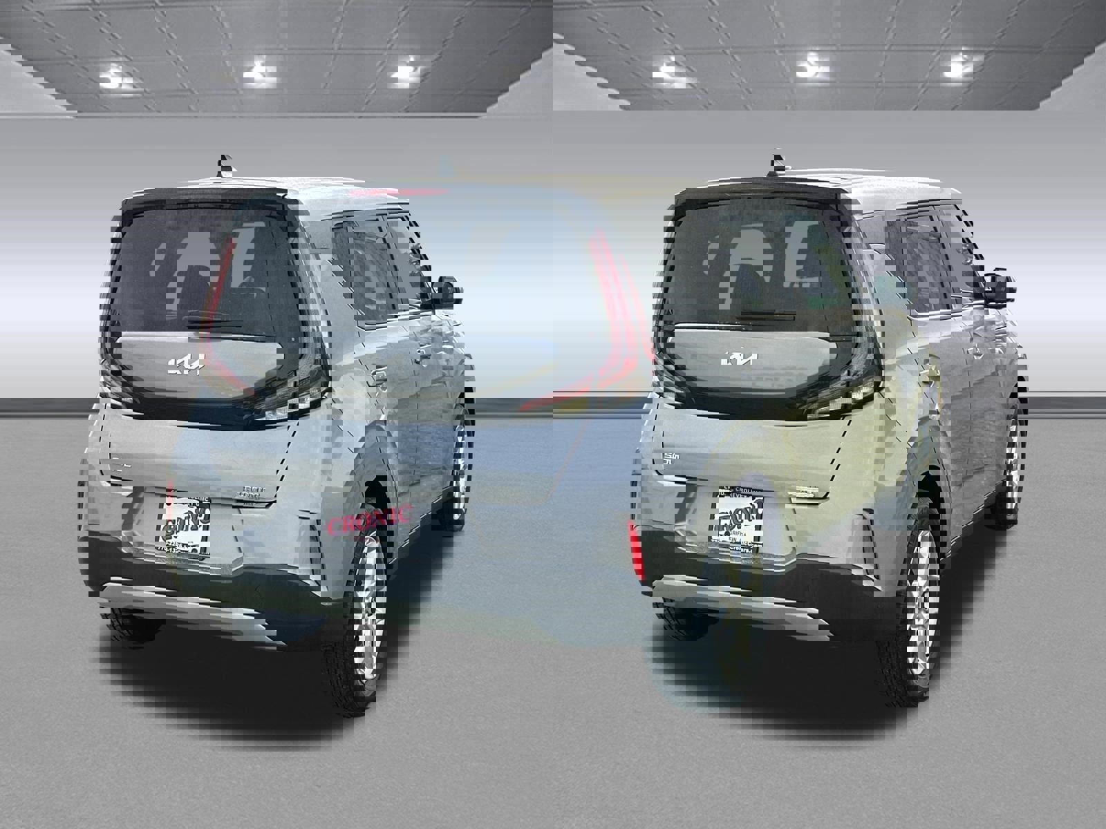 Used 2023 Kia Soul LX w/ LX Technology Package image 2