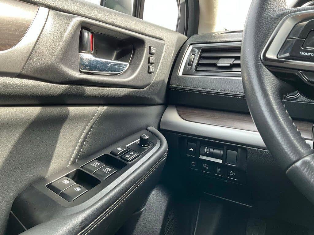 Used 2019 Subaru Legacy 3.6R Limited AWD/4WD image 23