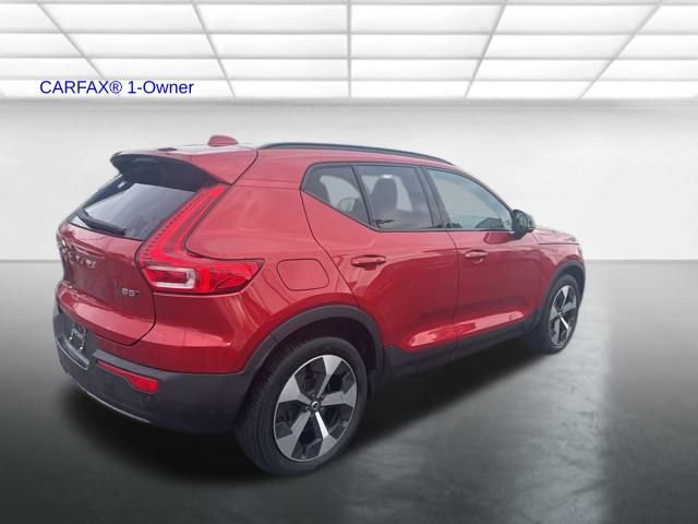 Certified 2023 Volvo XC40 B5 Plus w/ Climate Package image 10