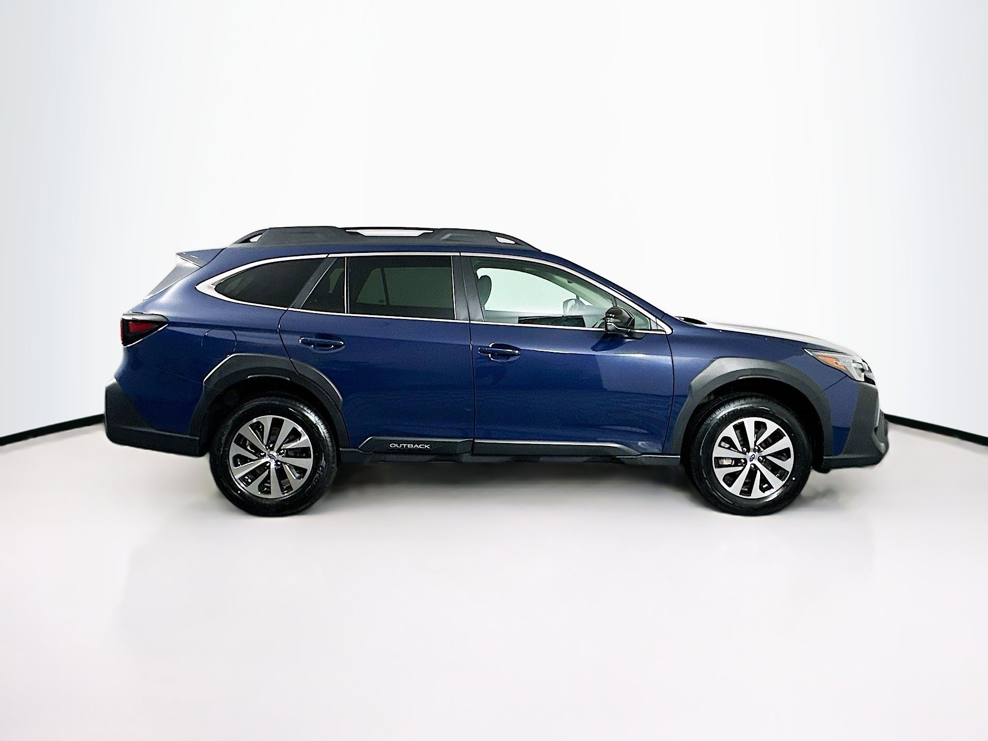Used 2025 Subaru Outback Premium image 10