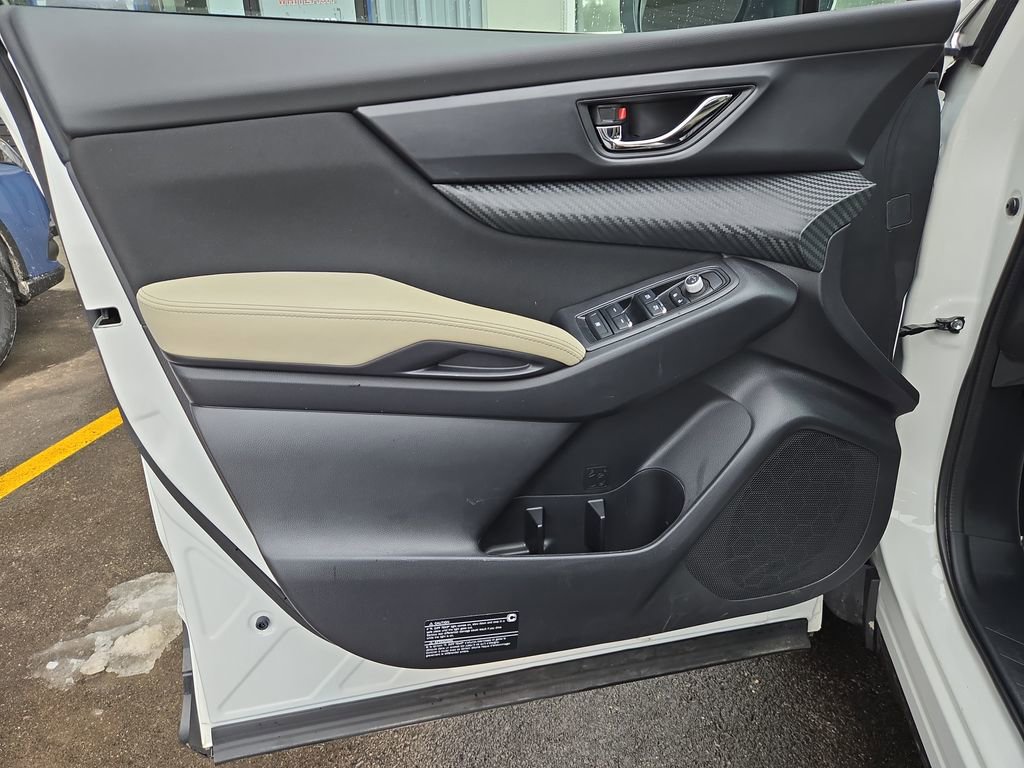 Used 2025 Subaru Ascent Premium w/ Premium Package image 12