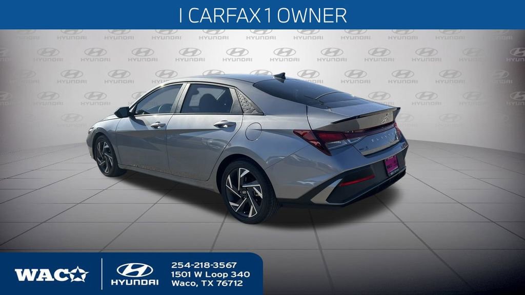 Used 2025 Hyundai Elantra Sport image 12