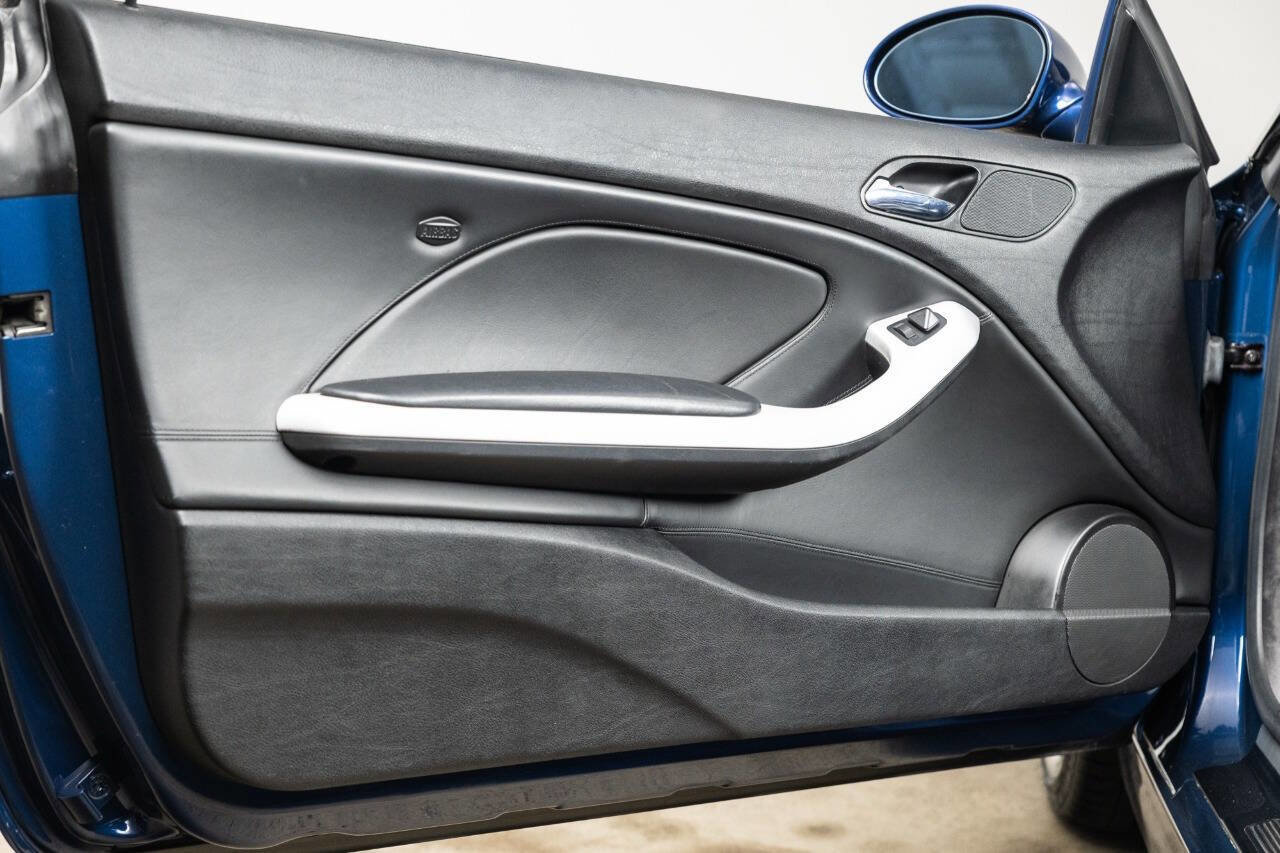 Used 2005 BMW M3 Convertible image 66