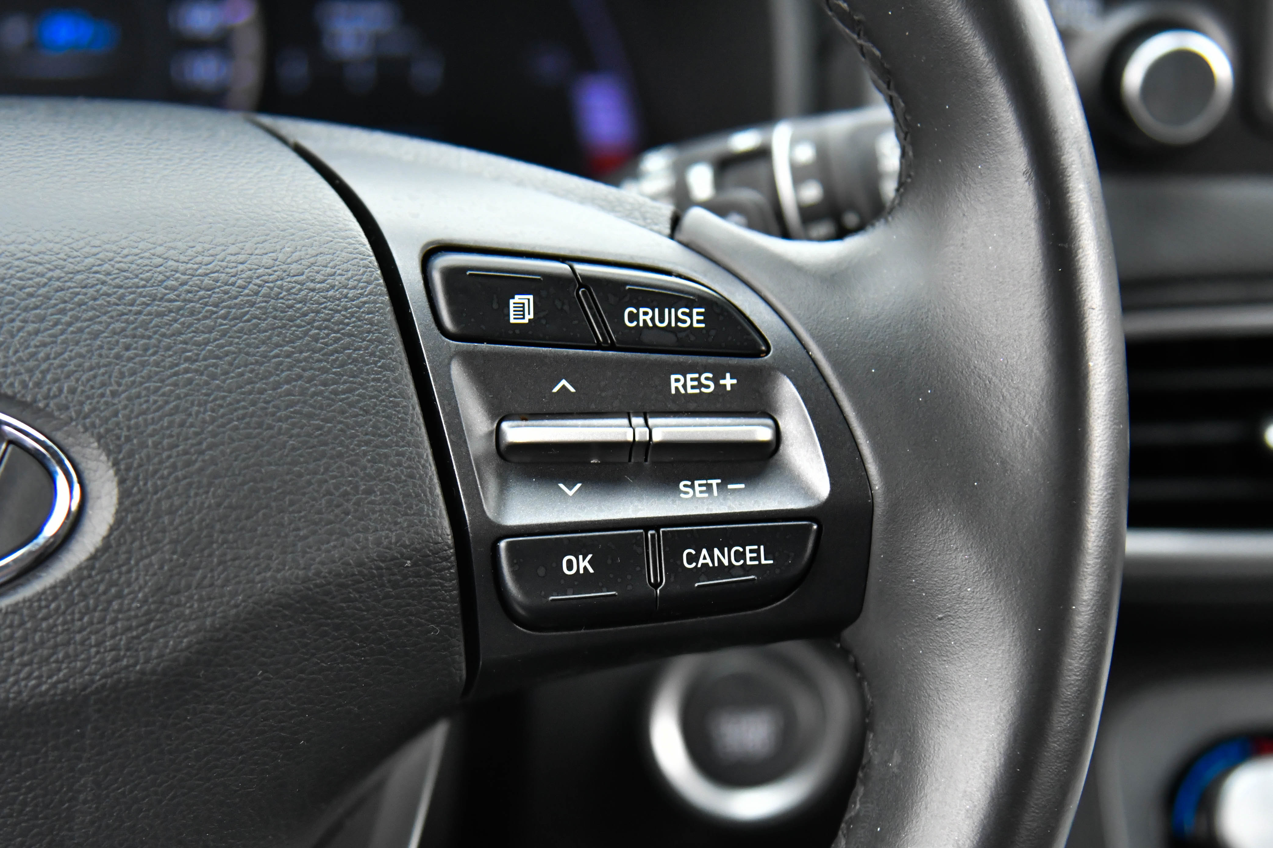 Used 2021 Hyundai Kona Limited FWD image 30