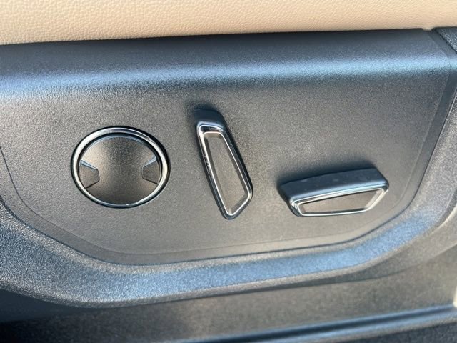 Used 2024 Ford Expedition Limited image 37