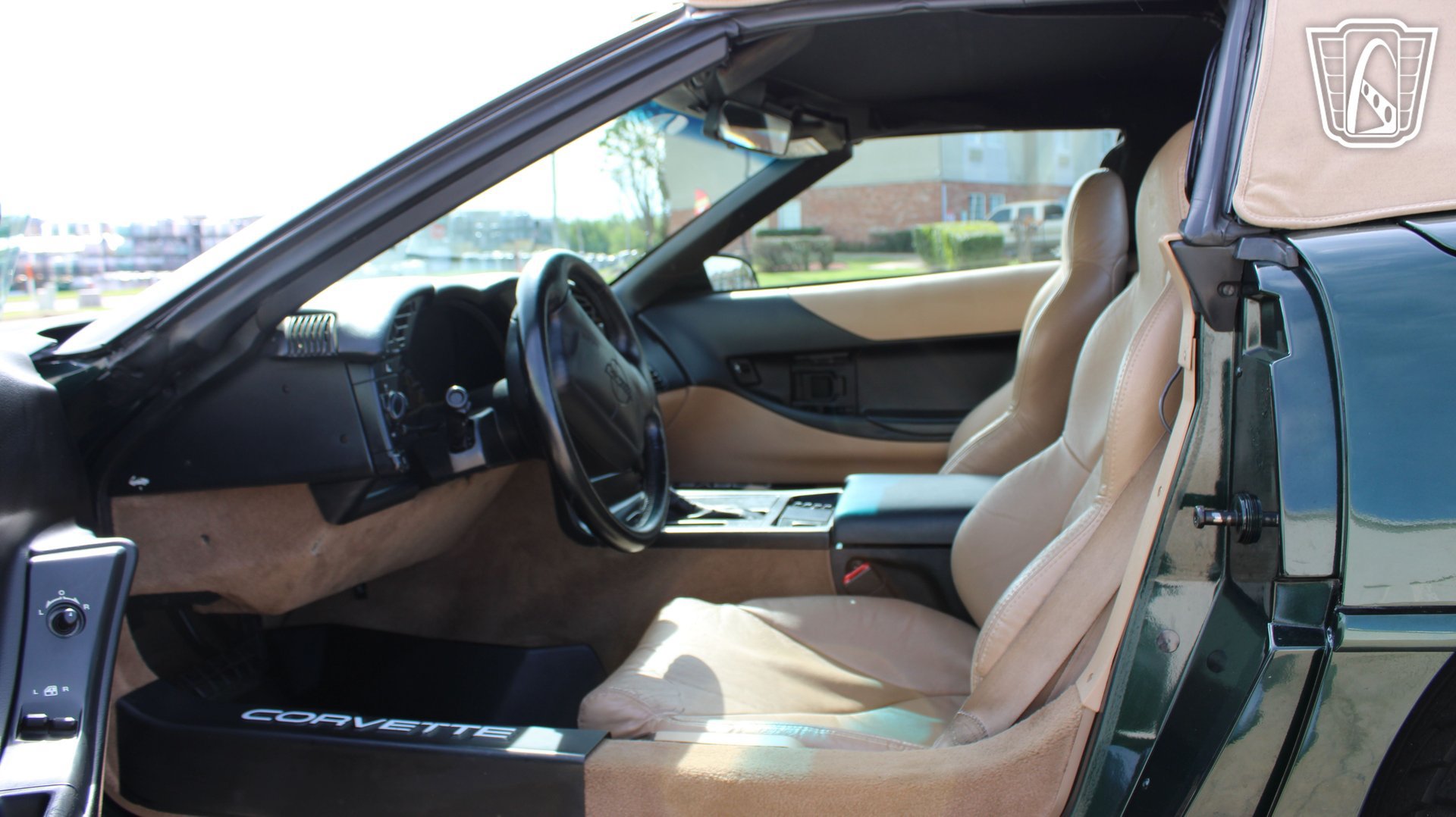 Used 1996 Chevrolet Corvette Convertible RWD image 10