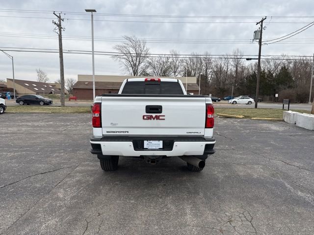 Used 2017 GMC Sierra 2500 Denali w/ Duramax Plus Package image 4