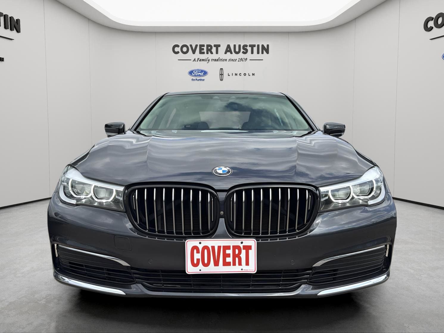 Used 2019 BMW 740i w/ Executive Package image 8
