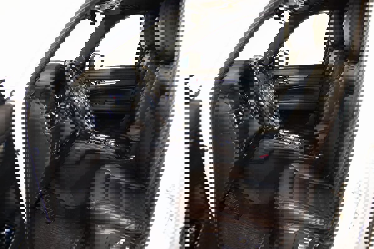 Used 2023 MAZDA CX-5 Signature image 35