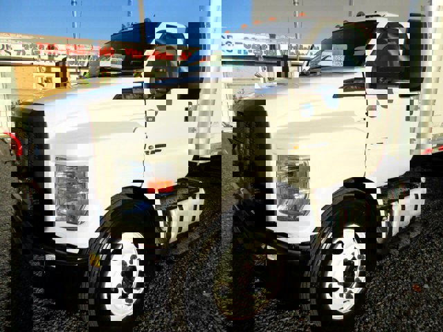 Used 2016 Ford F650 2WD Regular Cab Super Duty image 33