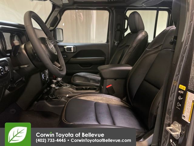 Used 2025 Jeep Gladiator Sport image 9