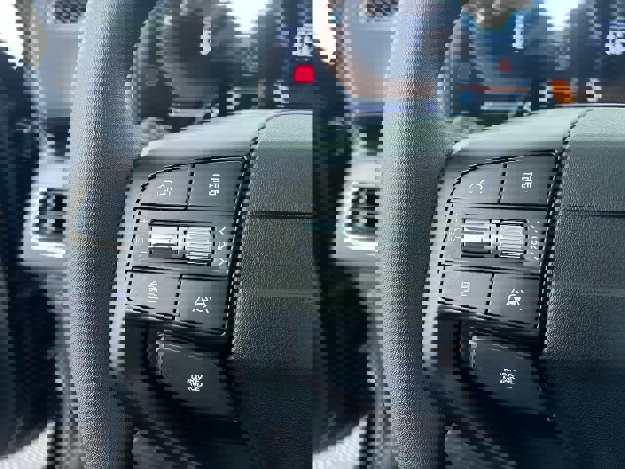 New 2025 Kia K4 LXS image 18