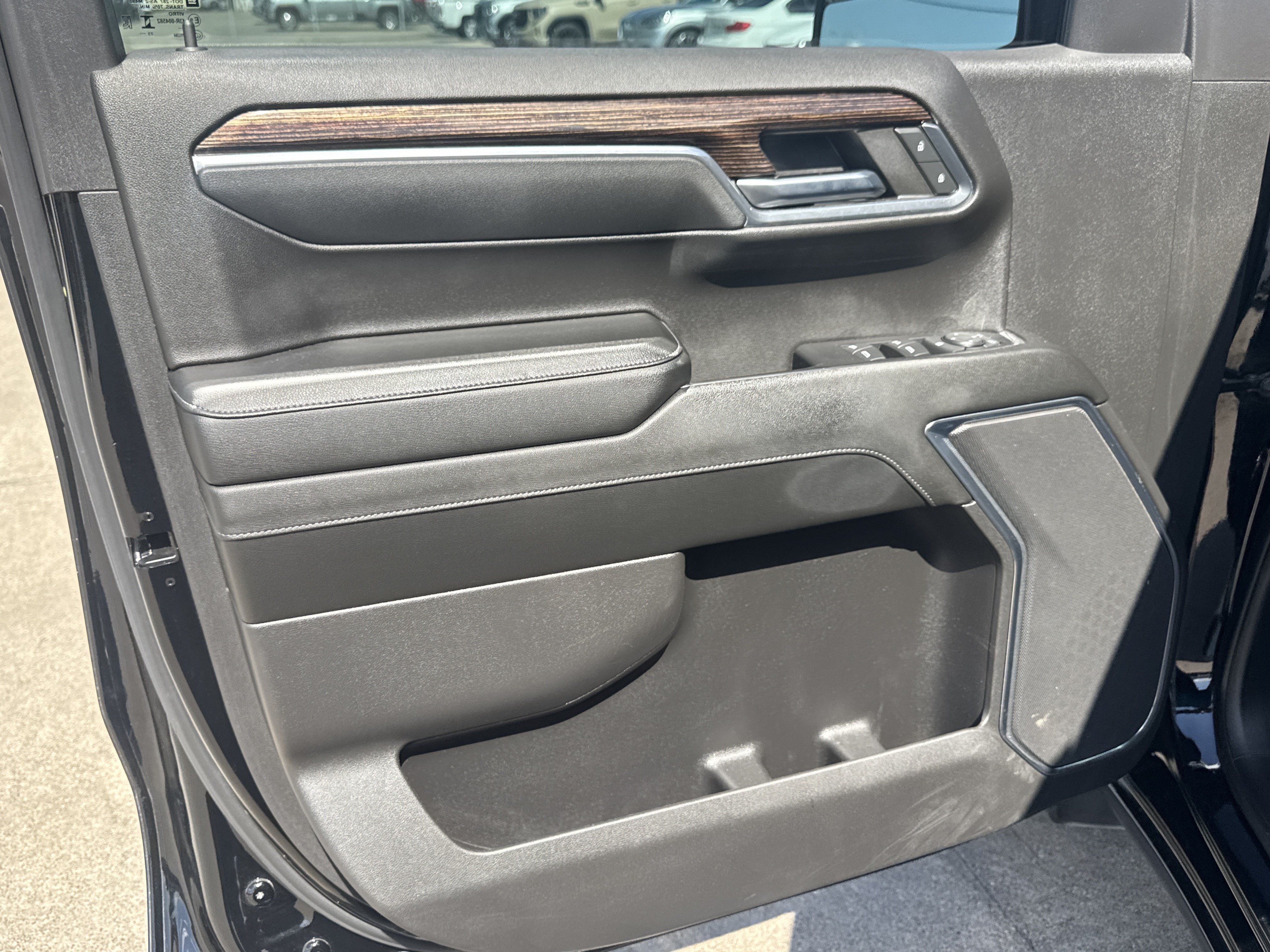 Used 2024 GMC Sierra 1500 Elevation RWD image 7