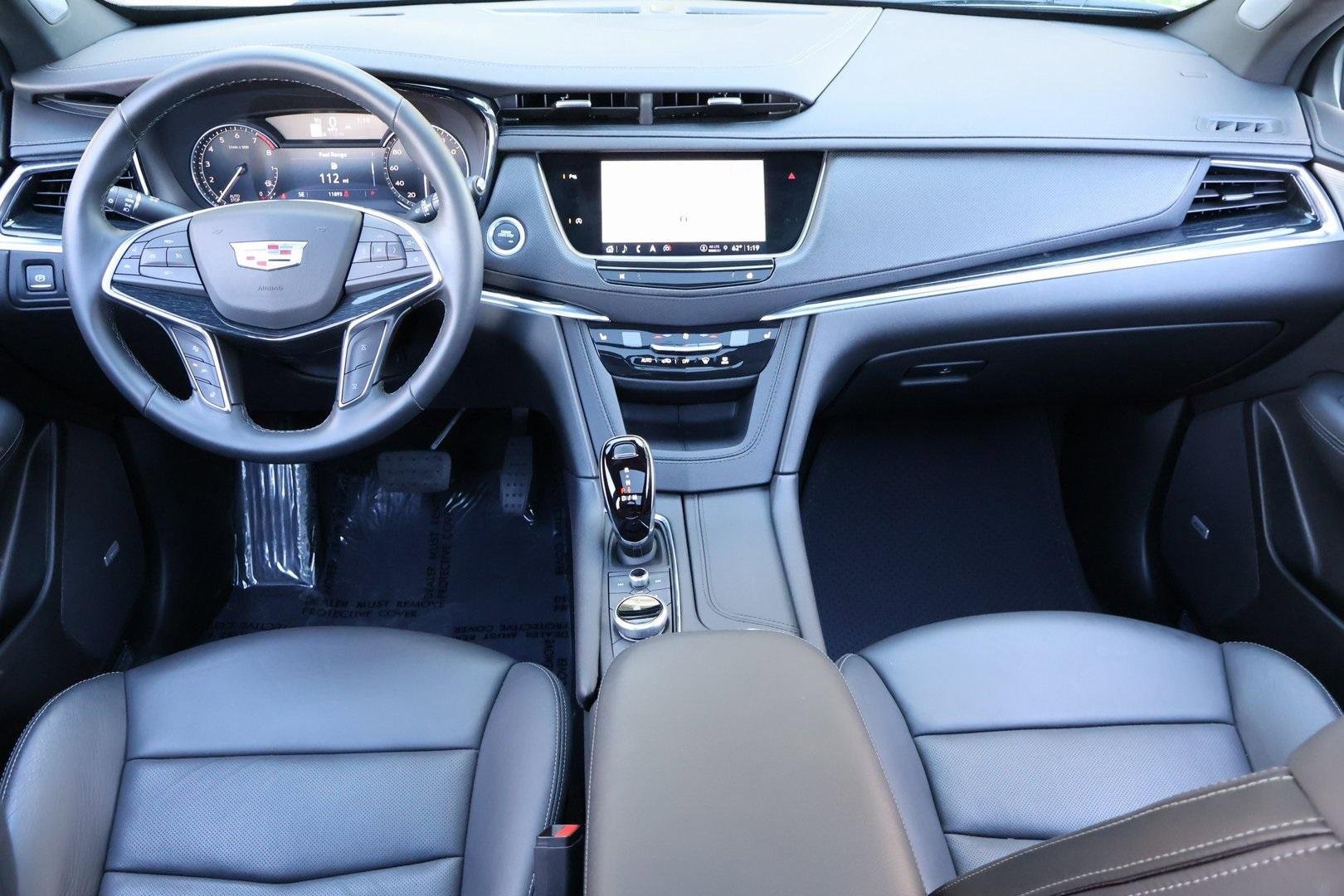 Certified 2025 Cadillac XT5 Premium Luxury image 14