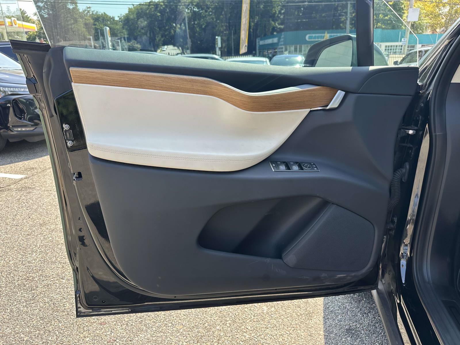 Used 2019 Tesla Model X AWD/4WD image 13