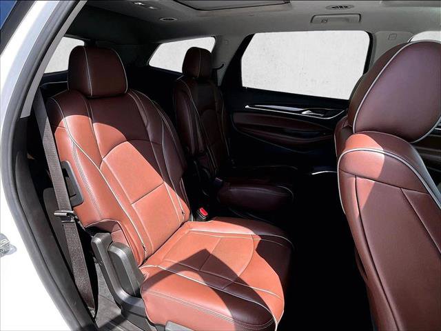 Used 2021 Buick Enclave Avenir w/ Avenir Technology Package AWD/4WD image 29