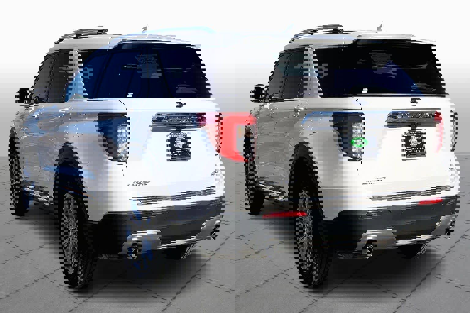 Used 2021 Ford Explorer Limited image 10