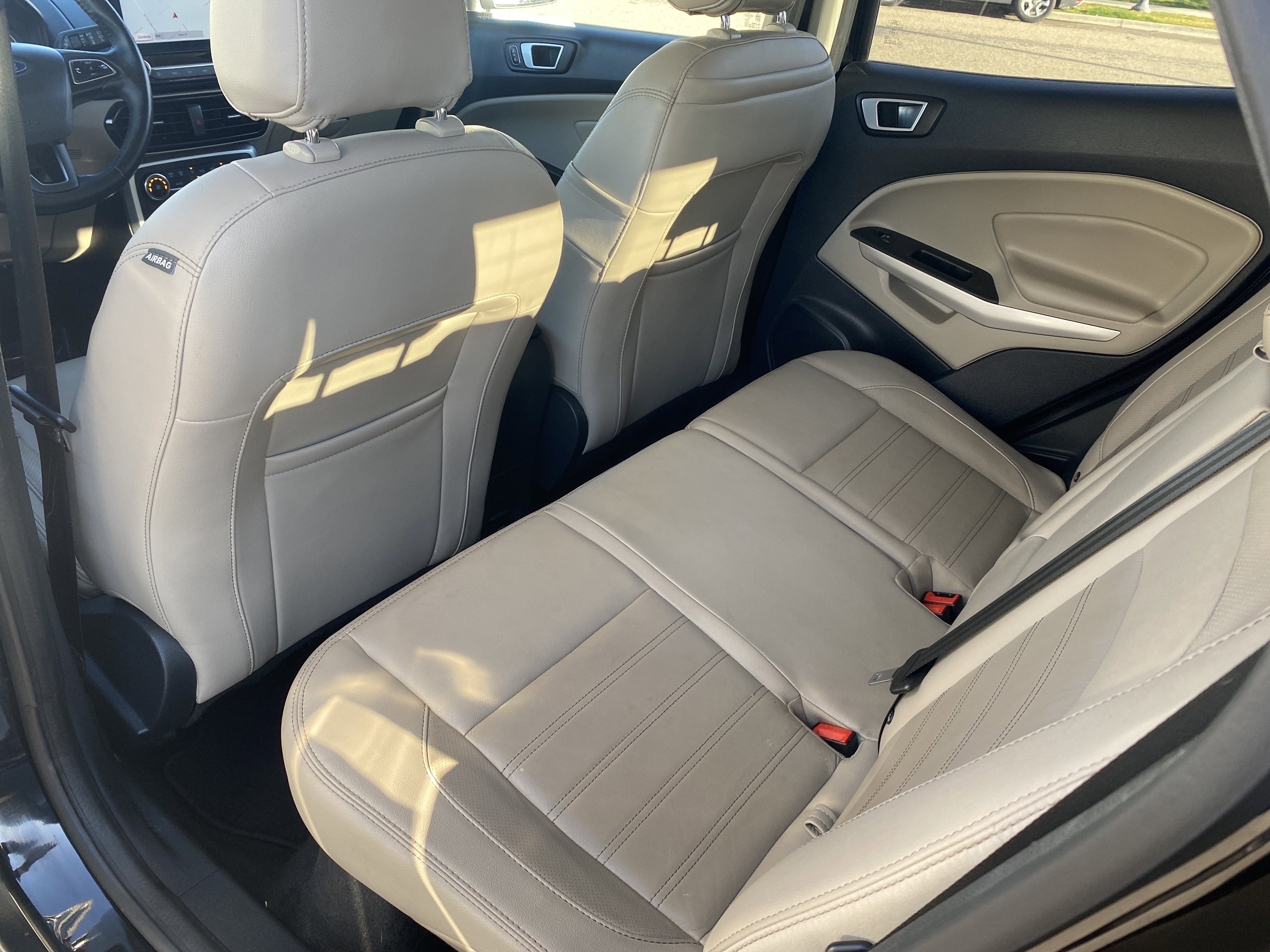 Used 2019 Ford EcoSport Titanium image 19