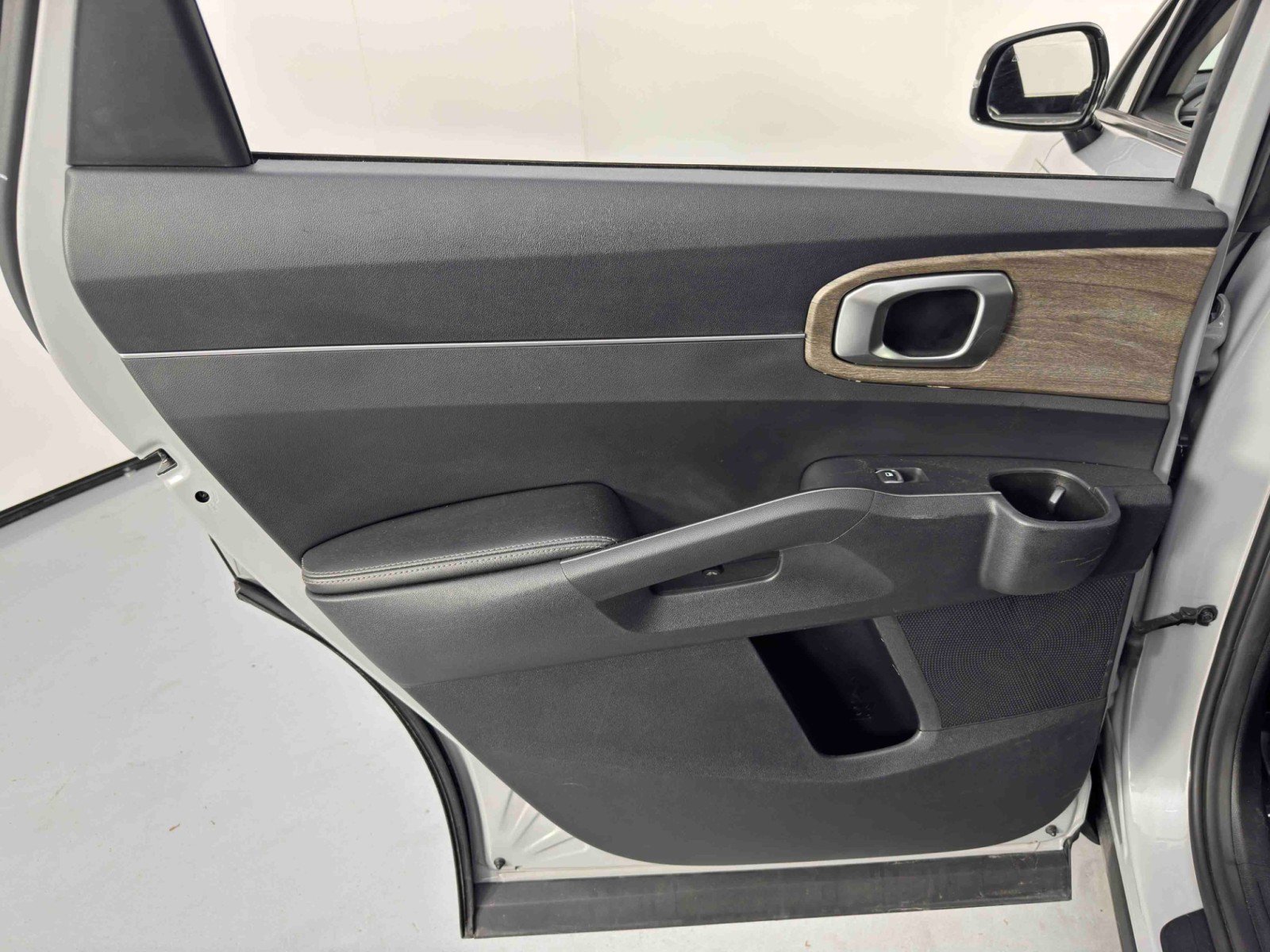 Used 2022 Kia Sorento X-Line EX image 41