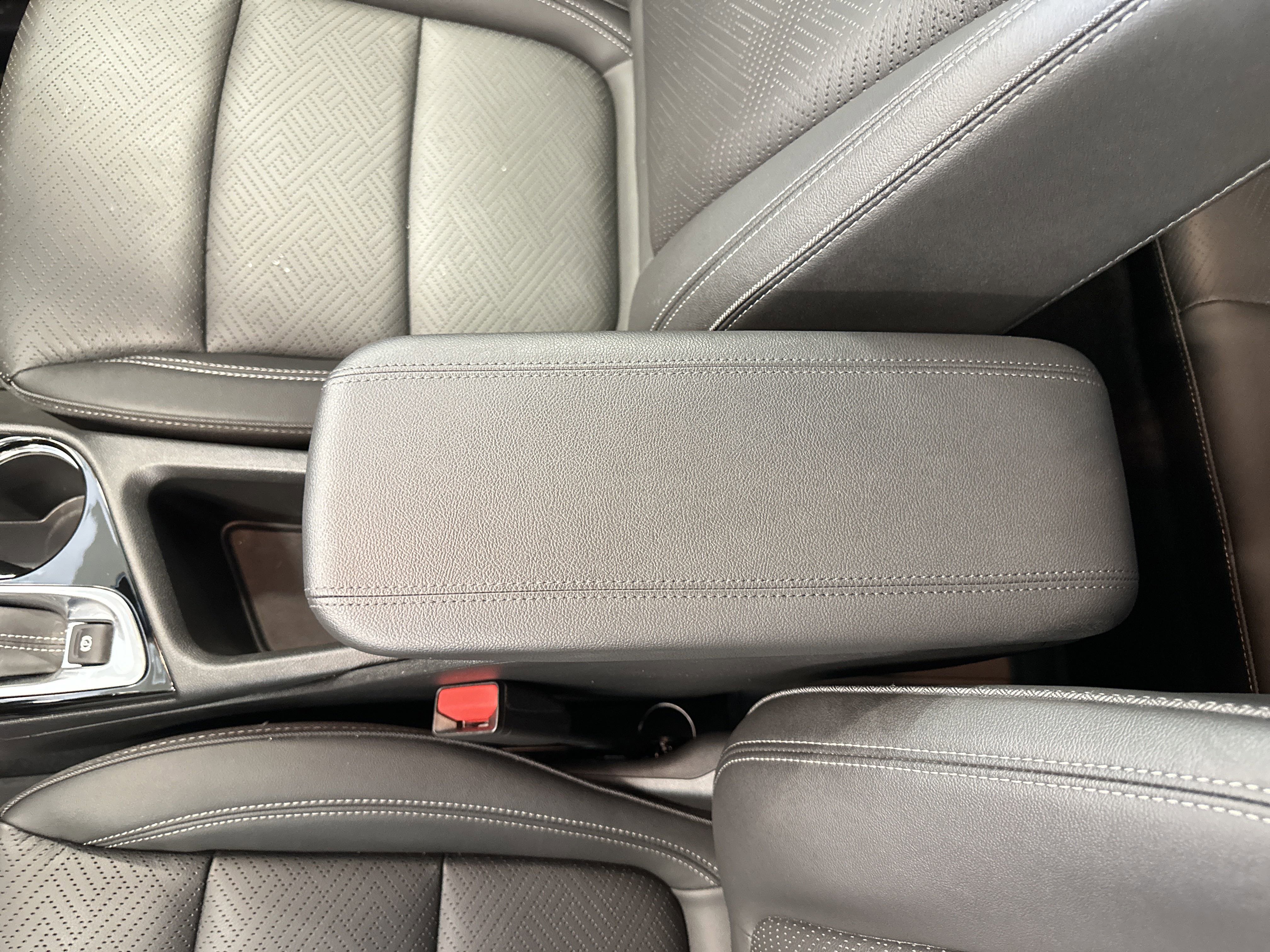 Used 2023 Buick Encore GX Essence w/ Experience Buick Package image 29