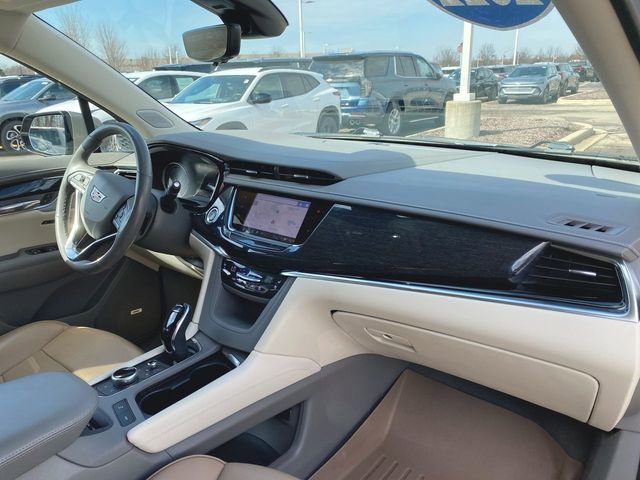 Used 2022 Cadillac XT6 Premium Luxury w/ Technology Package FWD image 30