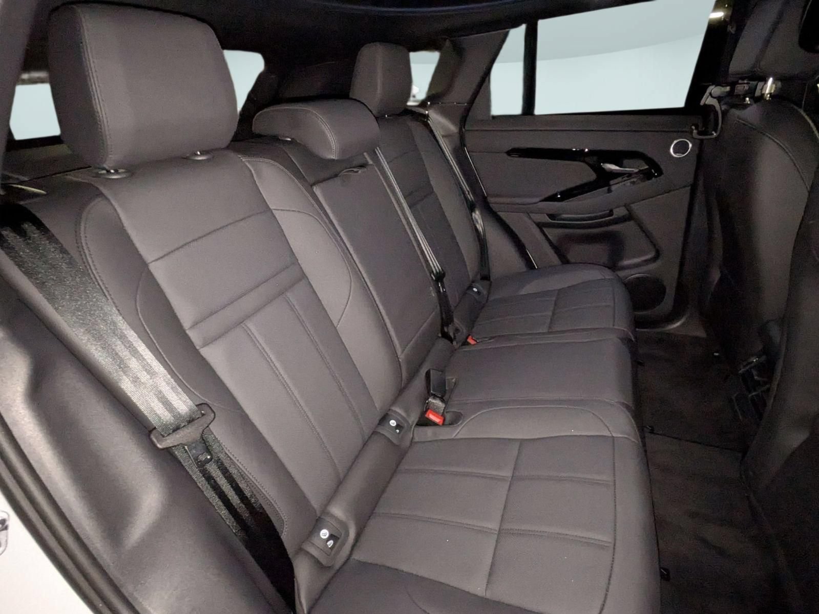 New 2026 Land Rover Range Rover Evoque S AWD/4WD image 29