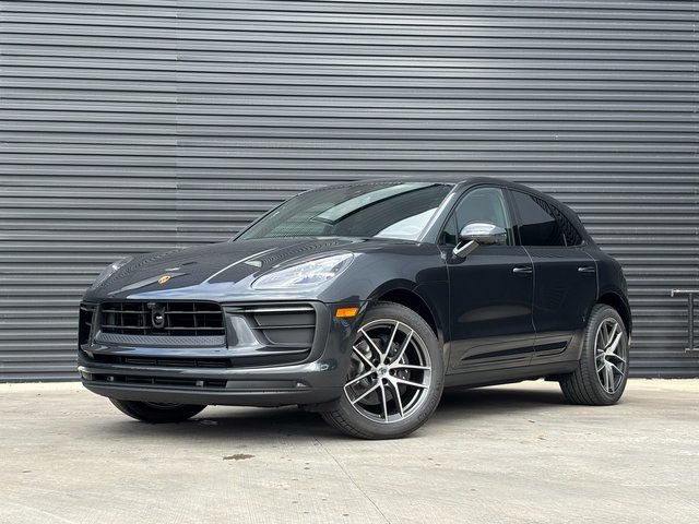 Certified 2026 Porsche Macan AWD/4WD image 1