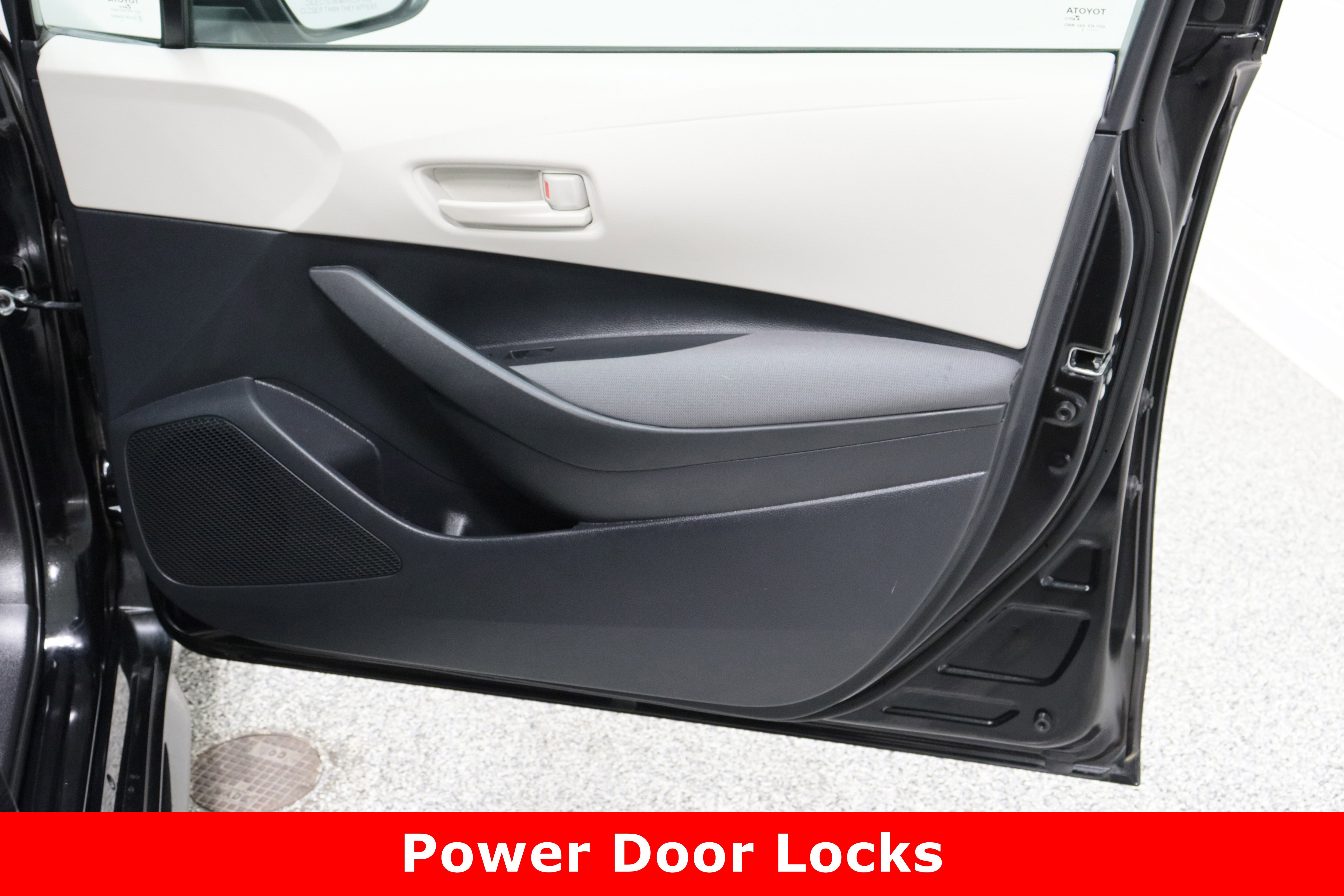 Certified 2025 Toyota Corolla LE image 31