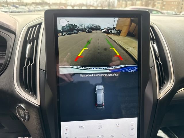 Used 2022 Ford Edge SEL w/ Sport Appearance Package image 16