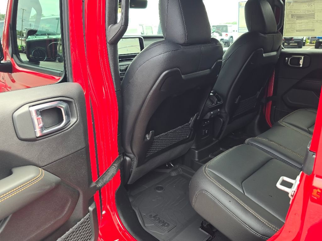 New 2025 Jeep Wrangler Sahara image 5