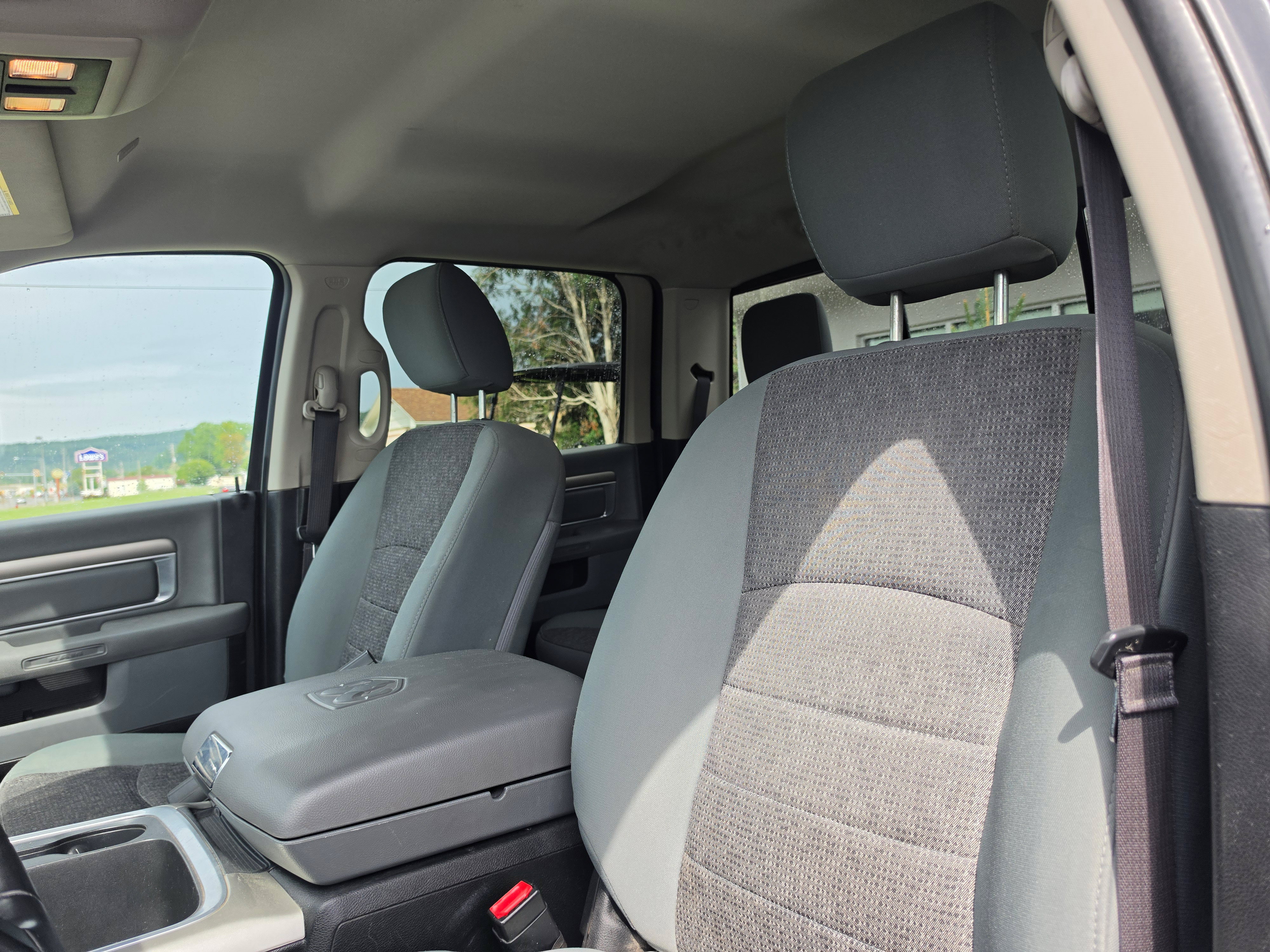 Used 2017 RAM 1500 Big Horn AWD/4WD image 12