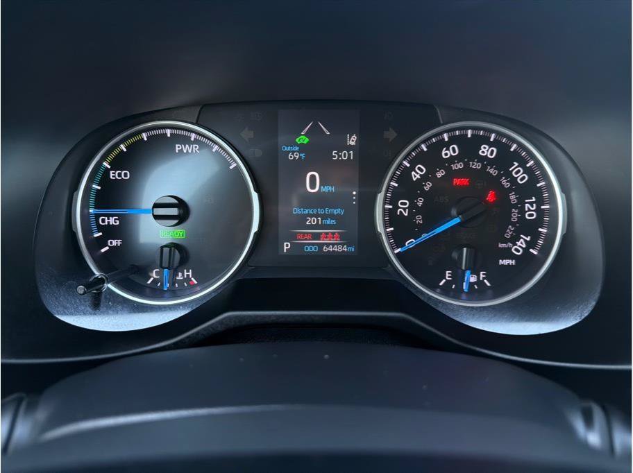 Used 2019 Toyota RAV4 XLE w/ Convenience Package AWD/4WD image 16
