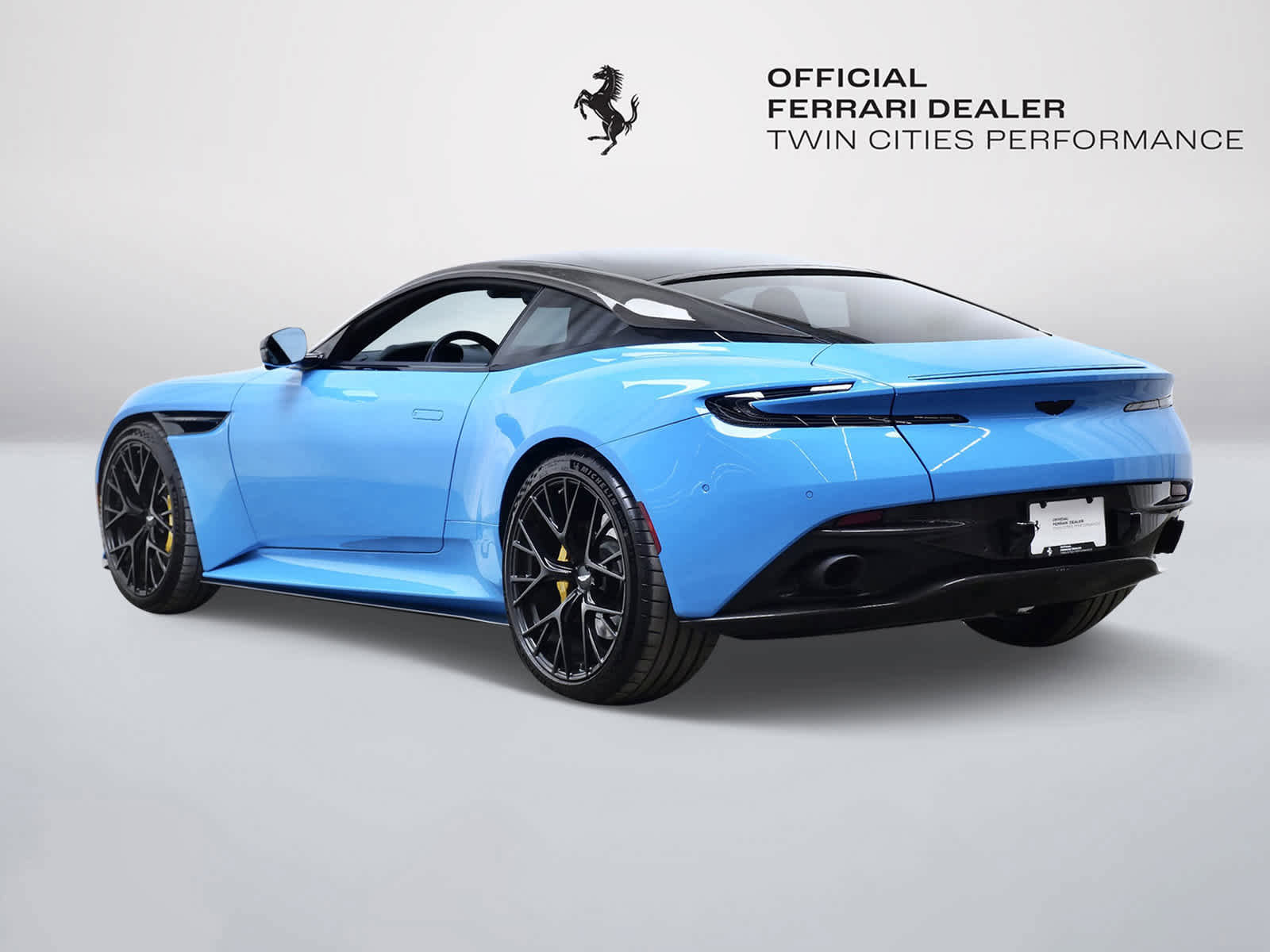 Used 2024 Aston Martin DB12 Coupe image 3