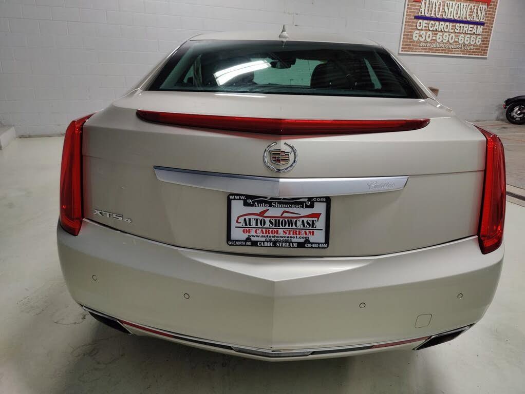 Used 2013 Cadillac XTS Luxury w/ Driver Awareness Package image 6