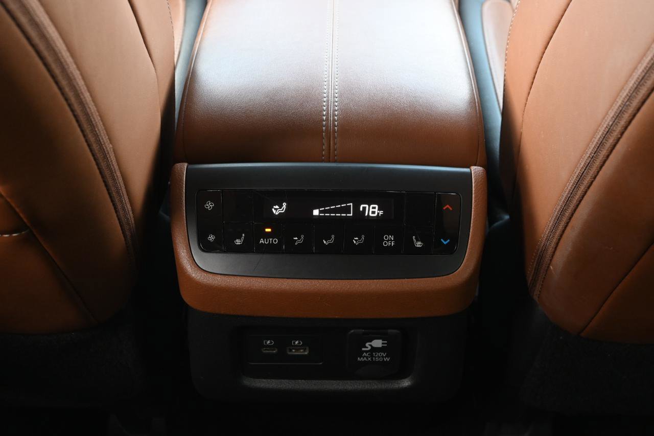 Used 2023 Nissan Pathfinder Platinum AWD/4WD image 35