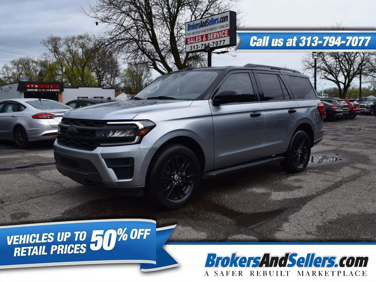 Used 2022 Ford Expedition XLT AWD/4WD image 1