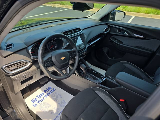 Used 2023 Chevrolet TrailBlazer LT FWD image 17