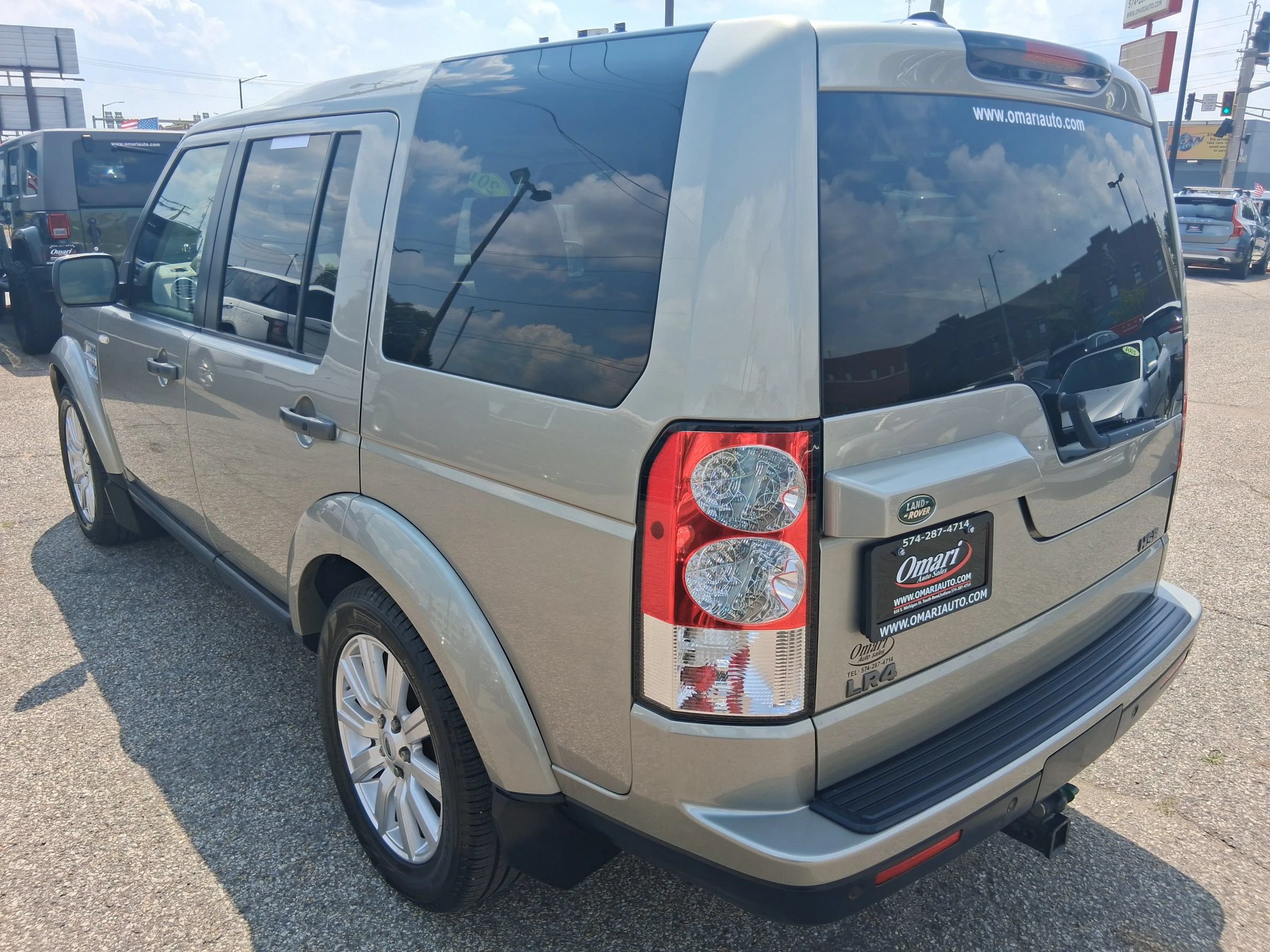 Used 2012 Land Rover LR4 HSE AWD/4WD image 9