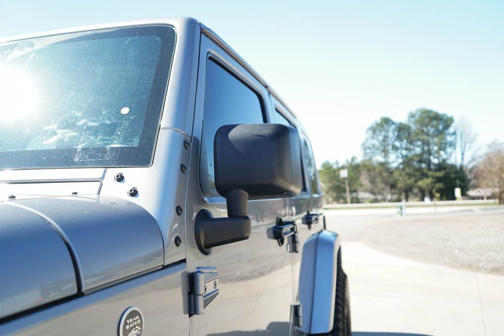 Used 2016 Jeep Wrangler Unlimited Sahara w/ Max Tow Package image 18