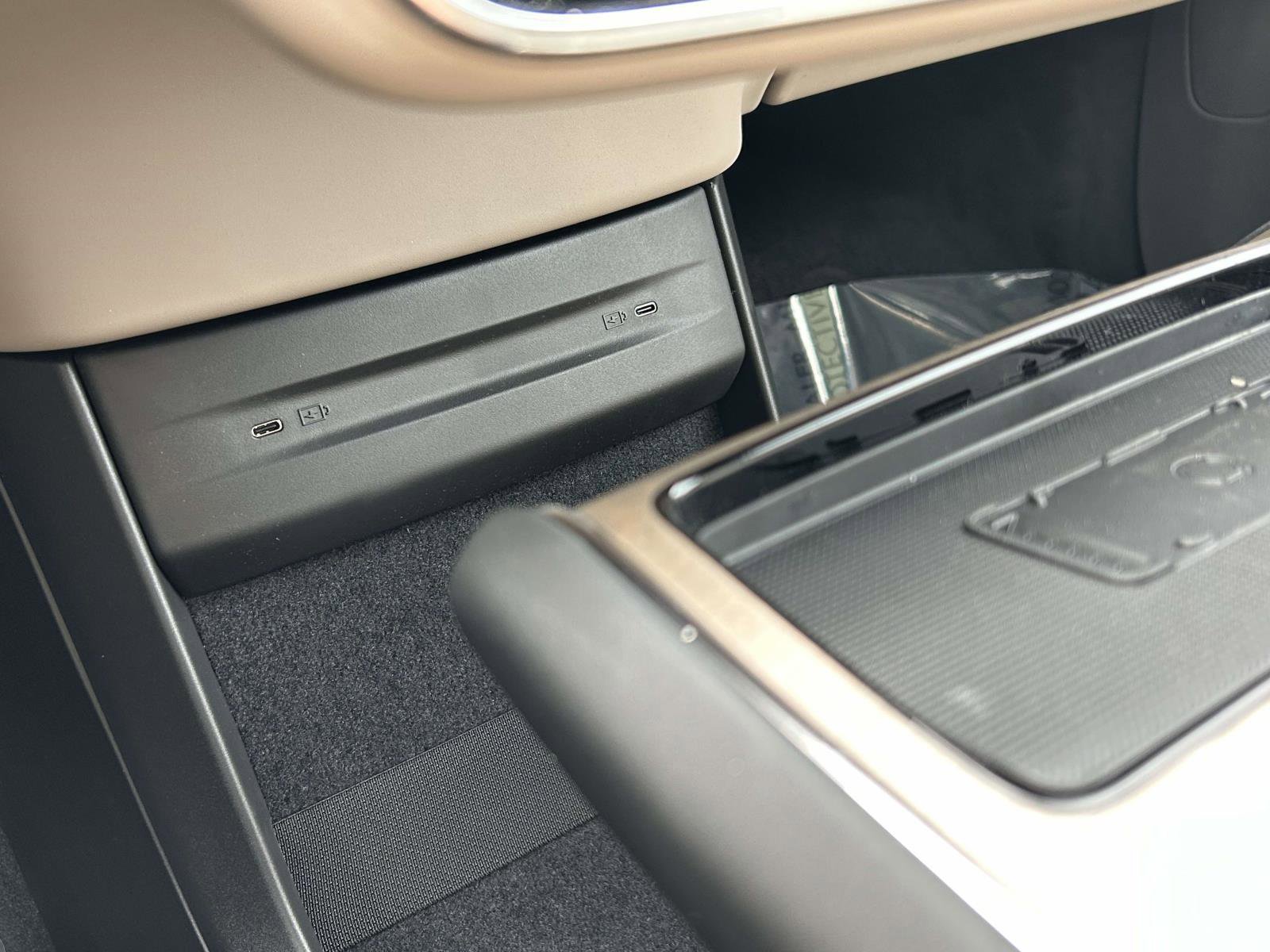 New 2026 Volvo EX90 Ultra image 31