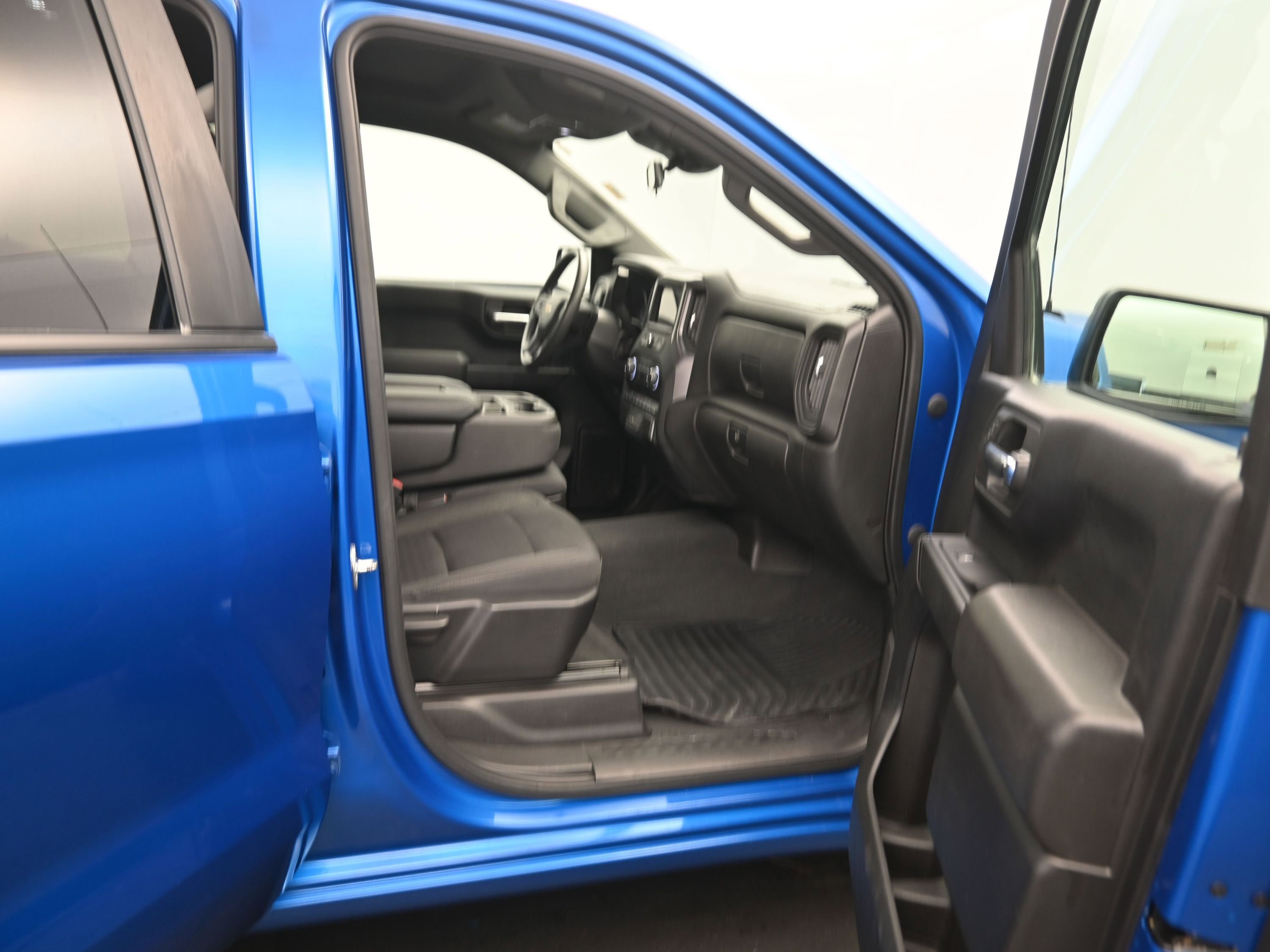 Used 2023 Chevrolet Silverado 1500 Custom image 13