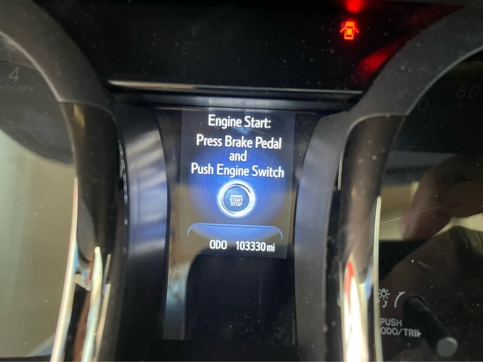 Used 2013 Toyota Avalon XLE FWD image 2