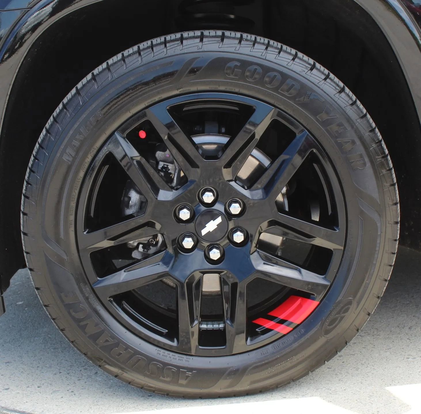 Used 2021 Chevrolet Traverse Premier w/ Redline Edition FWD image 9