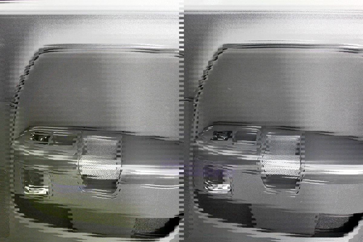 Used 2012 Dodge Challenger R/T image 34