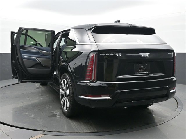 New 2025 Cadillac Escalade IQ Luxury 2 image 58
