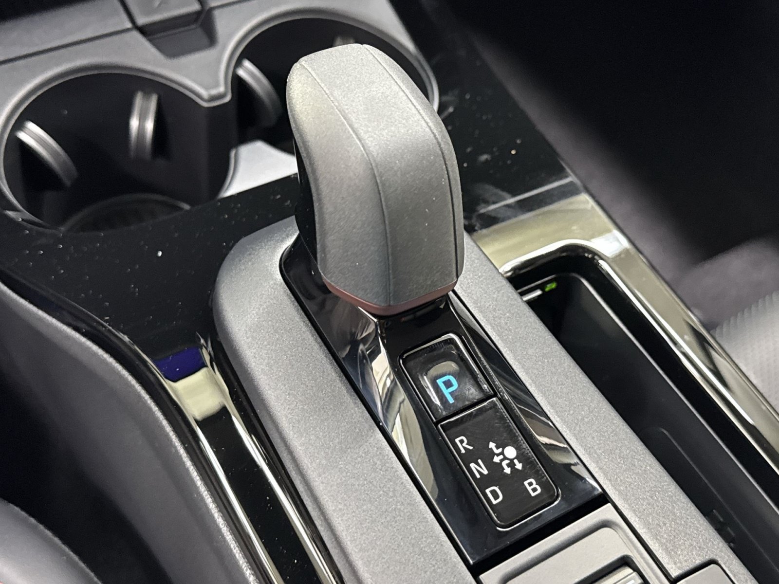 New 2027 Toyota Prius Plug-In Hybrid w/ Limited Premium Package FWD image 30