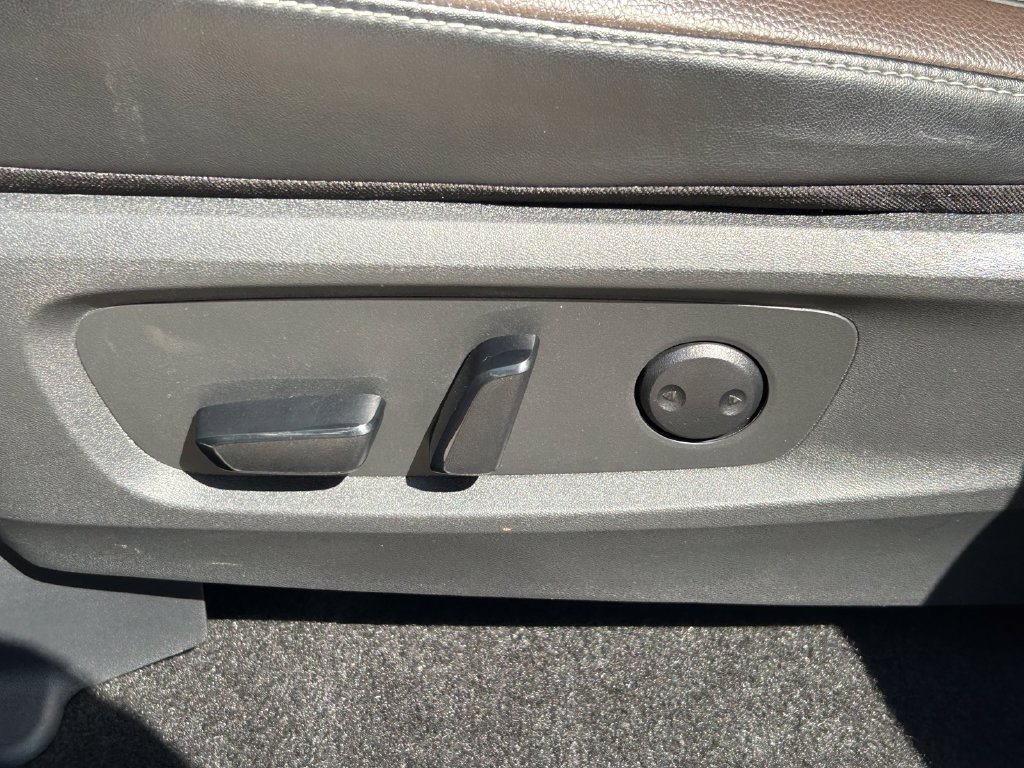 Used 2024 Nissan Pathfinder Platinum FWD image 26