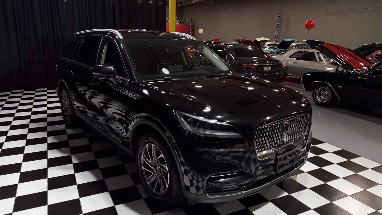 Used 2021 Lincoln Aviator AWD image 9