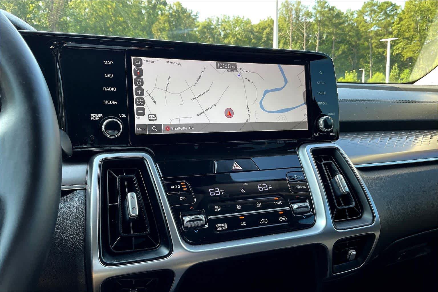 Used 2022 Kia Sorento EX w/ Panoramic Sunroof Package FWD image 33