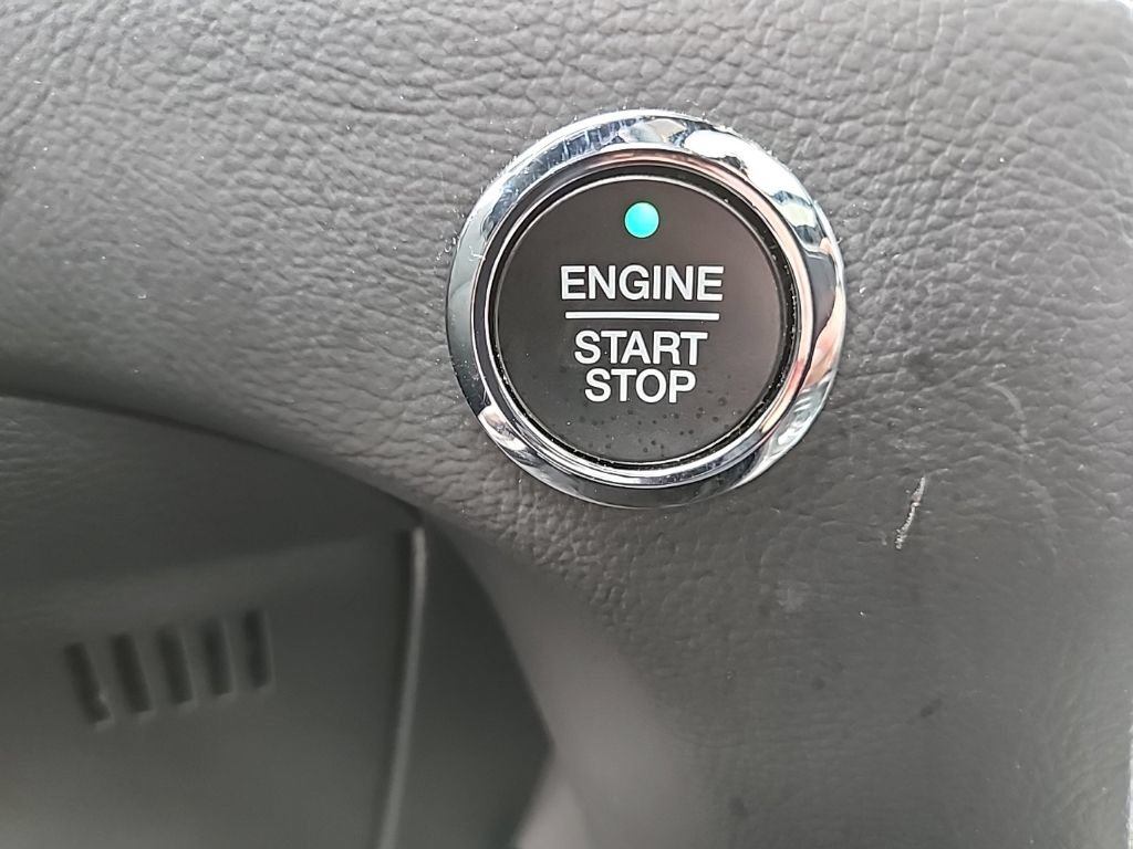 Used 2023 Ford Edge ST-Line AWD/4WD image 19